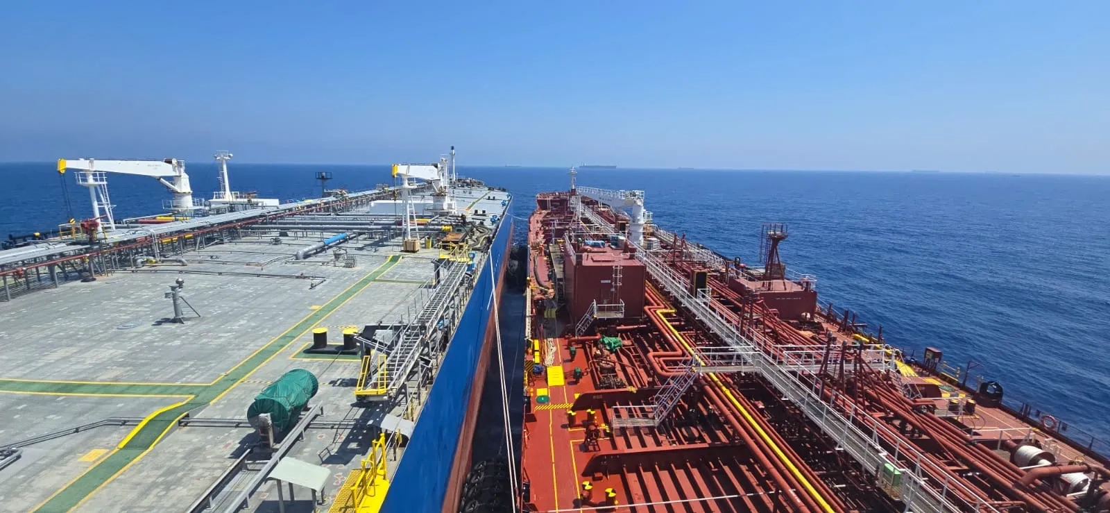 Ship to ship fenders