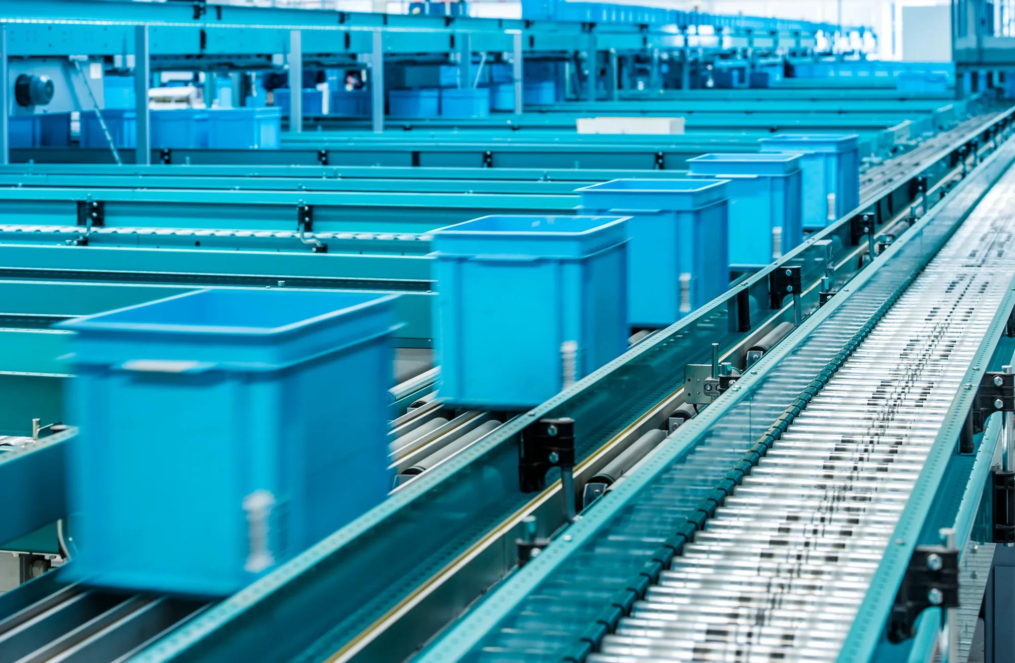 Logistics_warehouse_transport