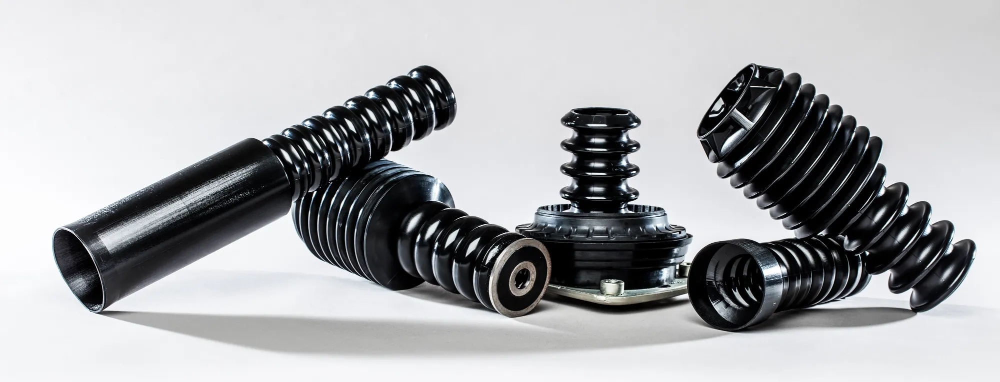 Discover Trelleborg Boots’ Jounce Bumpers: innovative designs made from copolymer copolyester-ether, available as a classic option or a combined bumper and dust cover with an optional clamping ring.
