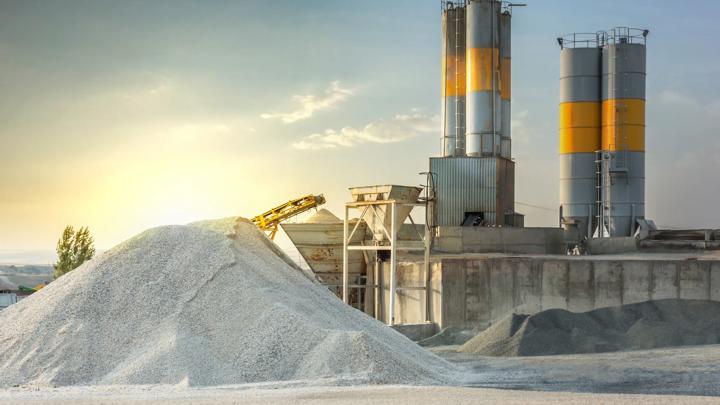 Sand destined to the manufacture of cement in a quarry