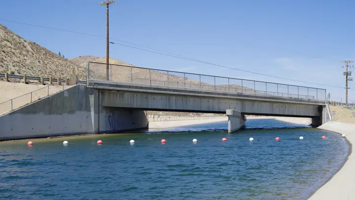 This image shows the California Aqueduct at Palmdale in California.